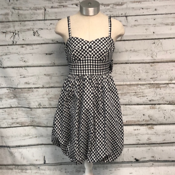 J. Crew Dresses & Skirts - EUC J Crew Gingham Bubble Dress in Black and White